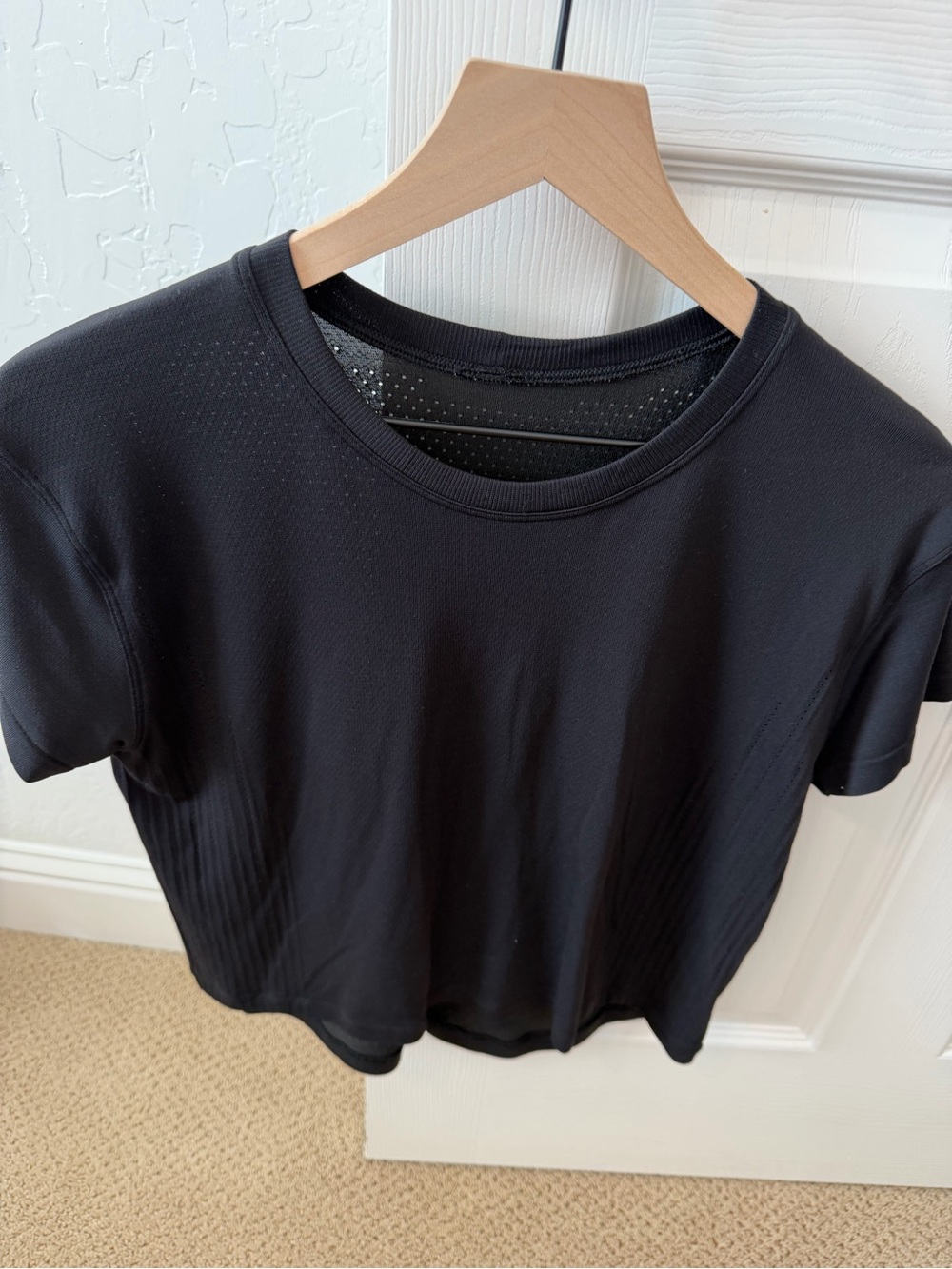 Lululemon Crop High Low Performance Top